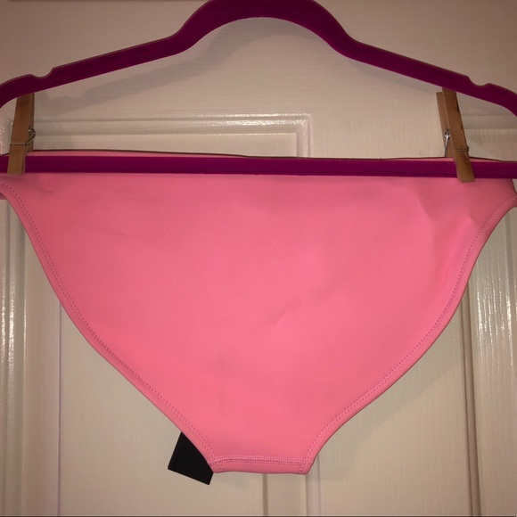 TRIANGL BOTTOM - Picture 4 of 5